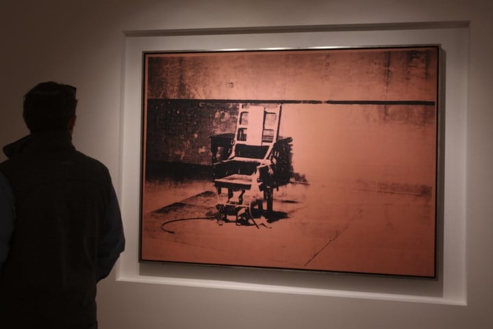 Werk van Andy Warhol moest 30 miljoen opbrengen, maar Gentse stichting trekt stekker uit veiling: “Gevoel zat niet goed”