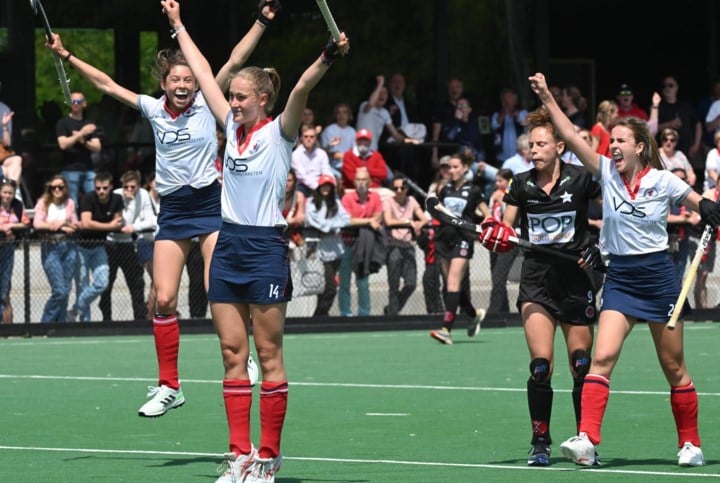 Vrouwen KHC Leuven mogen zich na knap seizoen onverwacht opmaken voor play-offs: “Alles wat we nu nog meepakken, is bonus”