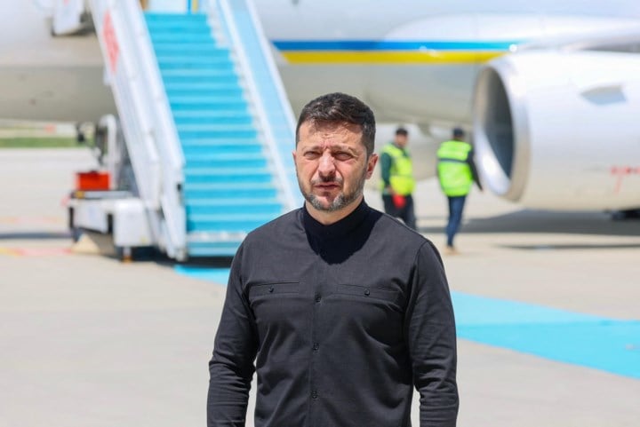 LIVE OORLOG IN OEKRAÏNE. Ook Zelensky niet naar vredesoverleg, stuurt delegatie naar Istanboel