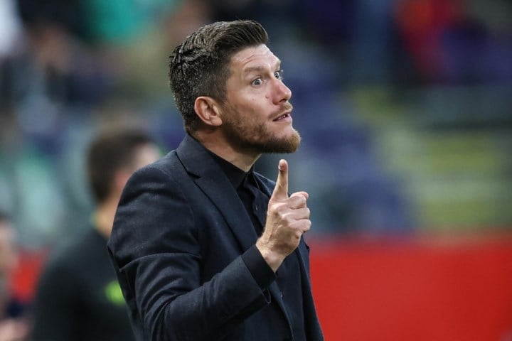 Union-coach Sébastien Pocognoli rekent nog niet op de titel zondag: “We kijken gewoon thuis vanuit de zetel naar Club”