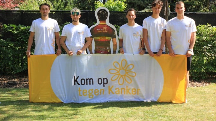 Zes studenten lichamelijke opvoeding trappen eerste Tour de KdG af voor Kom op tegen Kanker bij Chiro Sint-Job