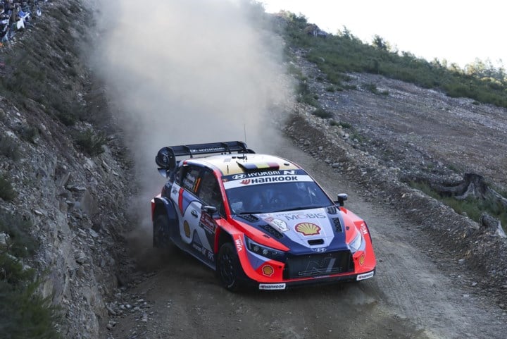 Moeilijke start voor Thierry Neuville in Rally van Portugal: “Ik vertrouw de wagen niet”