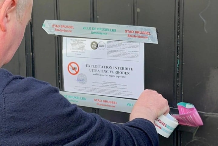 Stad Brussel verzegelt pand met 7 illegale toeristische verblijven