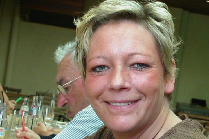 Greet (62) regelde haar afscheid tot in de puntjes: “Samenkomen en snotteren? Nee, ze wou champagne en lekker eten”