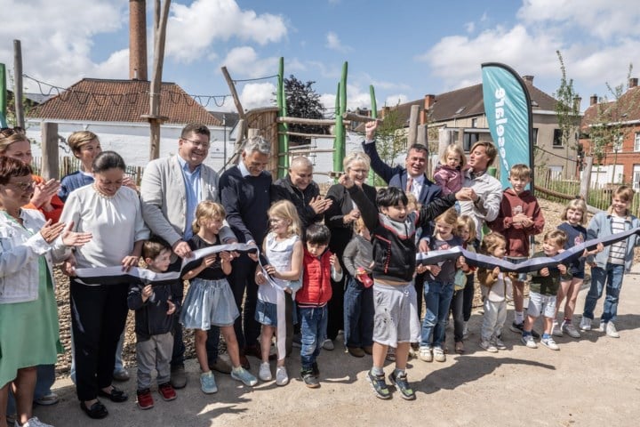 IN BEELD. Moermanpark officieel geopend, buurt reageert erg enthousiast: “Dit is alles wat we als stadsbestuur willen”