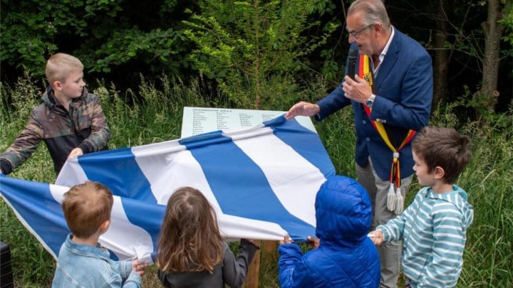 Berlaar verwelkomt 108 nieuwe baby’s met geboorteboom in Den Hulst