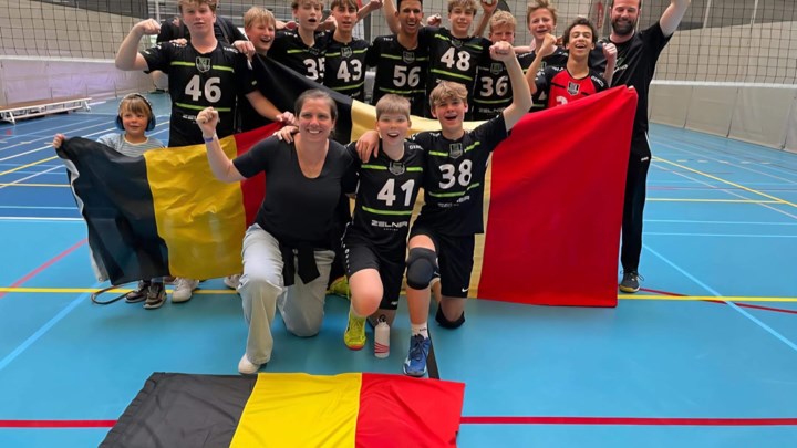 Na de Antwerpse en Vlaamse volleybalbeker zijn U15 van Zuidrand Hove ook Belgisch kampioen