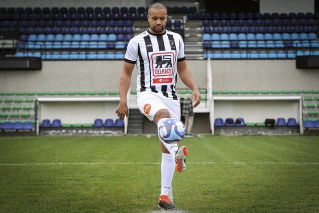 Eendracht Aalst Lede neemt het op tegen Sporting Hasselt in galamatch op fandag