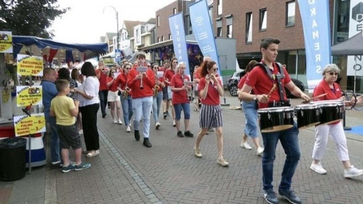 Grensfeesten keren terug met kermis, muziek en lokale kraampjes