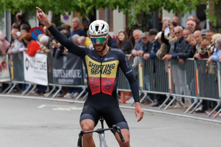 WEST-VLAAMSE KOERSKALENDER. Boezinge ontvangt weer vrouwentoppers, Lauwe en Zedelgem pakken uit met traditionele tweedaagse, Oudenburg viert 100 jaar koers