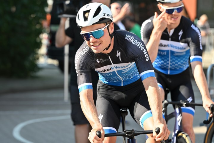 “Ik heb me ook zelf afgevraagd of ik nog een toekomst had als coureur”: Thimo Willems maakt na maanden van kommer en kwel wederoptreden in Heistse Pijl