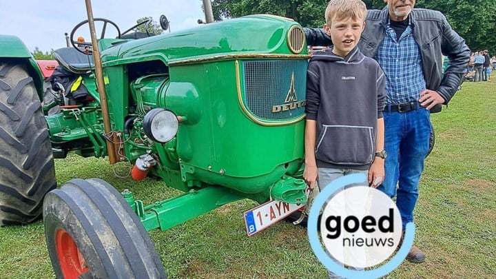 Wout (11) aan het stuur van oldtimer tractor grootoom Wilfried: “Leukste om alle hendels zelf te bedienen”