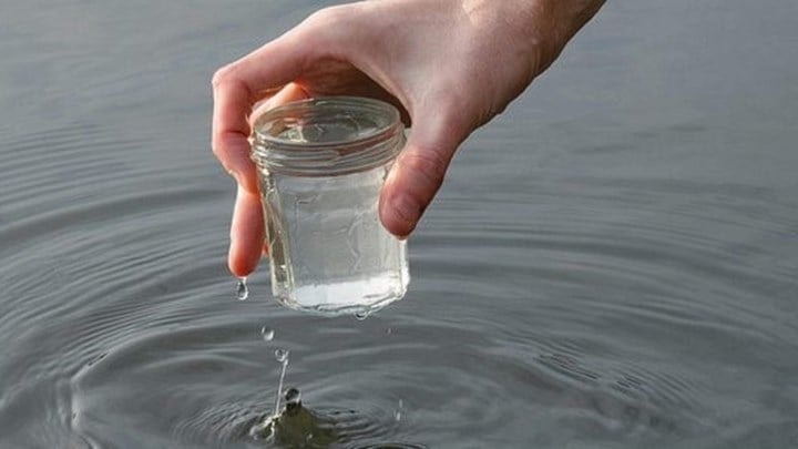 Rapport Watermonsters over reinheid waterlopen voor Malle is positief, met uitzondering één zorgenkind