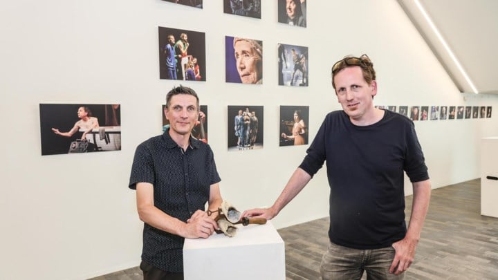 Broers Luk en Jan lijden beiden aan het Usher-syndroom, en kiezen toch volop voor kunst en fotografie: “Volledig blind? Ja, misschien, maar we hopen op de wetenschap”