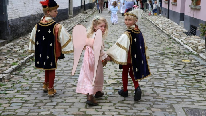 Mariale Kinderprocessie trekt opnieuw door Liers begijnhof: figurantjes nog welkom