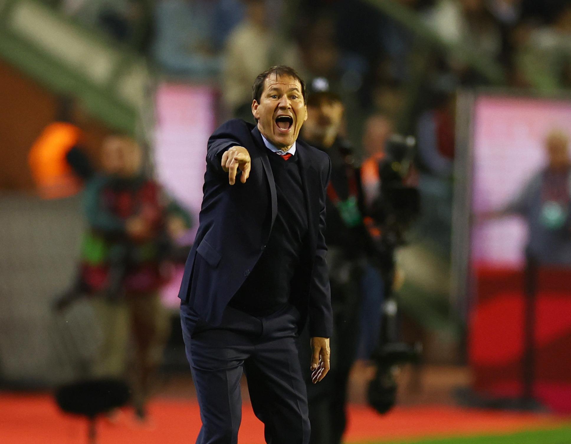 Rudi garcia, coach of the Red Devils