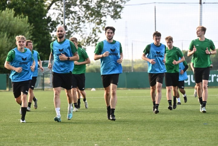 Seizoen is nog maar net afgelopen, maar deze amateurclubs zijn alweer begonnen aan hun voorbereiding: “Fysieke tests in deze periode zijn tegenwoordig de norm”