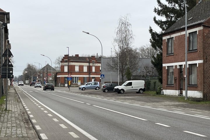 Fietsers en voetgangers kunnen binnenkort veiliger langs drukke Provinciesteenweg