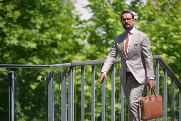 Zaak rond rijgeschiktheid van Omar Souidi uitgesteld: advocaat bevestigt afname van haarstaal
