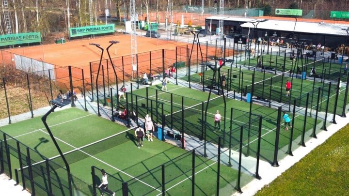 Tennisclub krijgt subsidie voor plaatsing zonnepanelen op Pietersheim