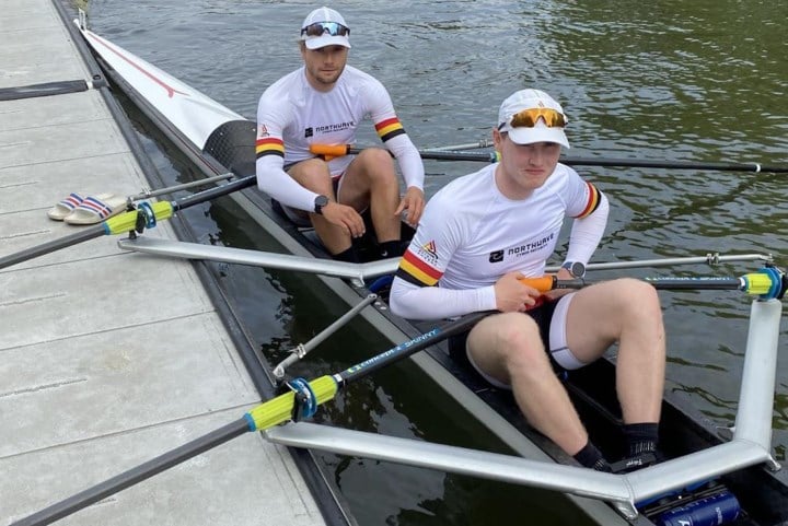 Wat een stunt: Marlon Colpaert en Tibo Vyvey plaatsen zich op World Cup in Varese voor finale in dubbeltwee