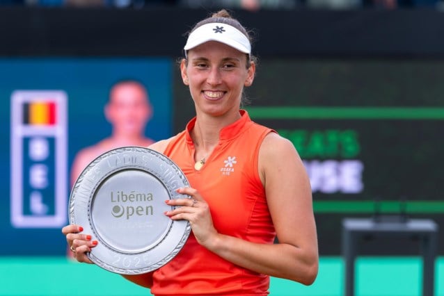 Nummer 10 is een feit: Elise Mertens wint met tiebreak en schrijft grastoernooi in Rosmalen op haar