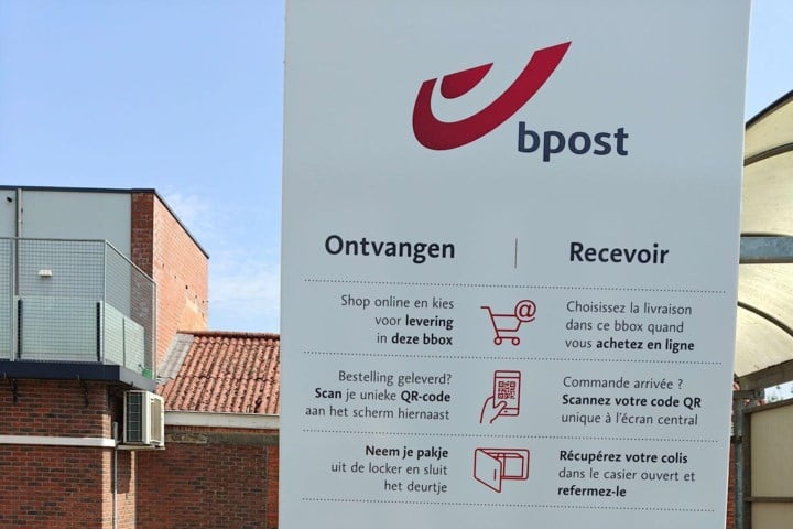 Klacht tegen Bpost wegens tweetalig infobord in Sterrebeek: “Menselijke fout die wordt rechtgezet”