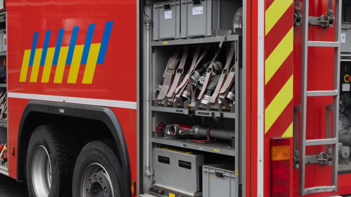 Brand in houtopslagplaats in Wijer: brandweer krijgt vuurhaard snel onder controle