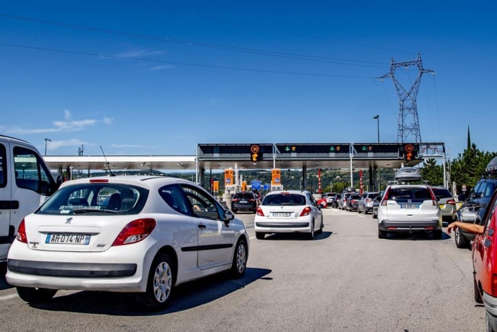 Already thousands of complaints about scam with new toll system in France: « Be on your guard »