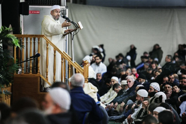 Omstreden imam Mohamed Toujgani is weer in België, drie jaar na bevel om land te verlaten