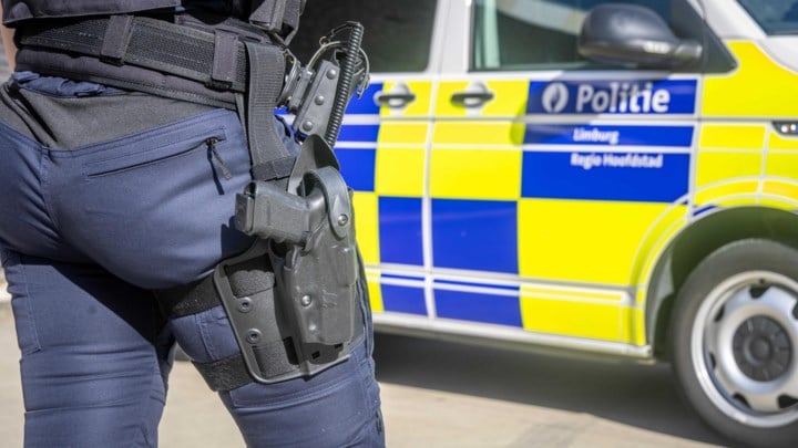 Man (41) aangehouden na drie woninginbraken en twee stepdiefstallen in Hasselt