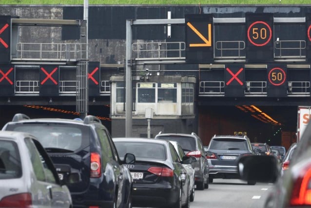 Opnieuw tot halfuur aanschuiven door werken in Kennedytunnel: “Maar heel ander verhaal dan gisteren”